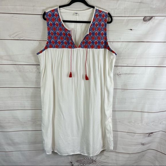 Old Navy Embroidered Boho Dress - Picture 1 of 5